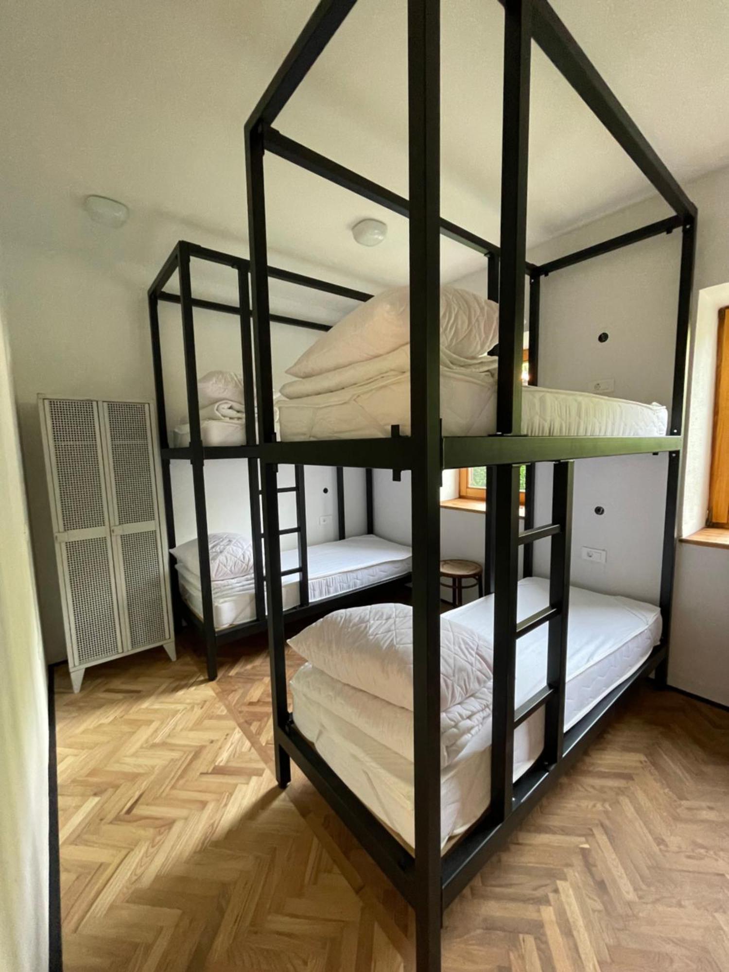 2Nd Station Hostel ブレッド エクステリア 写真